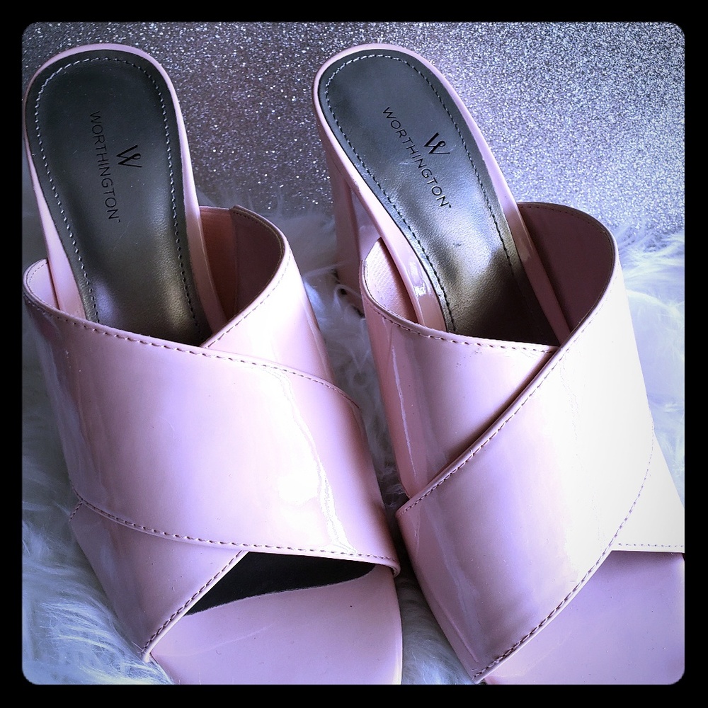 Pink Patton leather mules